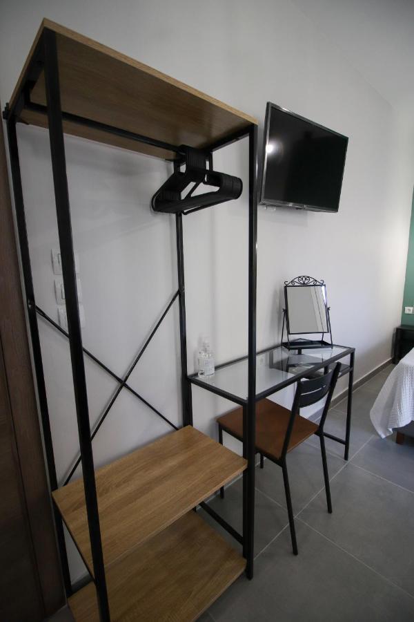 La Casa De Profesor 3 Apartment Kalampáka Ngoại thất bức ảnh